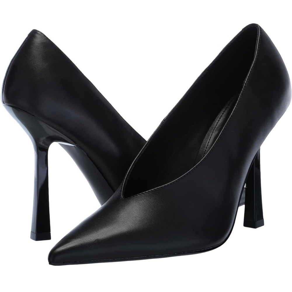 NWOT STEVE MADDEN HEELS genuine leather